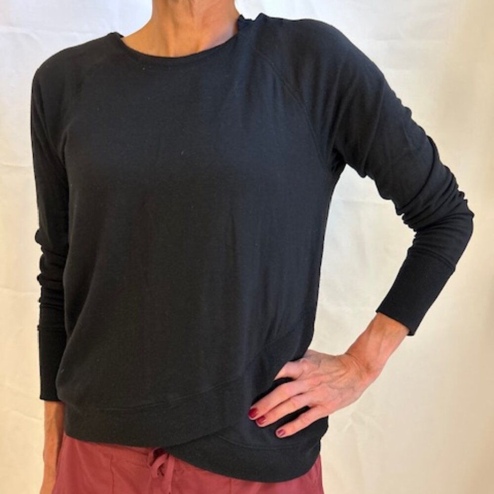 Athleta Women's Cross Hem Black Sweatshirt, Size Small